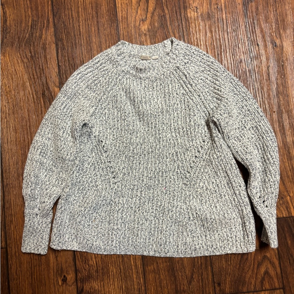 GAP sweater